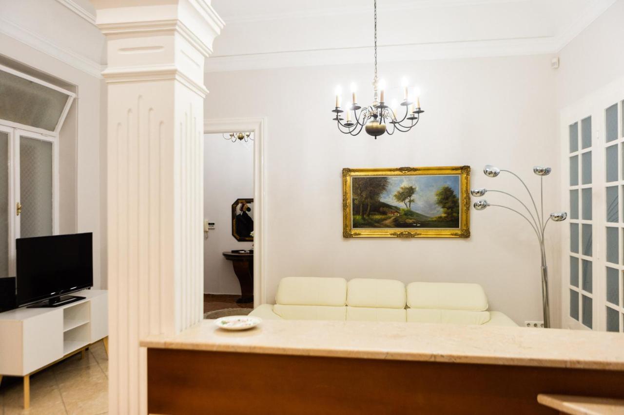 Luxury Downtown 3 Bedroom Apartment By Synagoge With Beautiful View Budapeşte Dış mekan fotoğraf