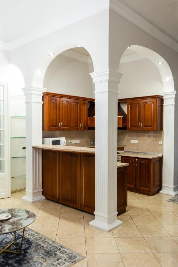 Luxury Downtown 3 Bedroom Apartment By Synagoge With Beautiful View Budapeşte Dış mekan fotoğraf