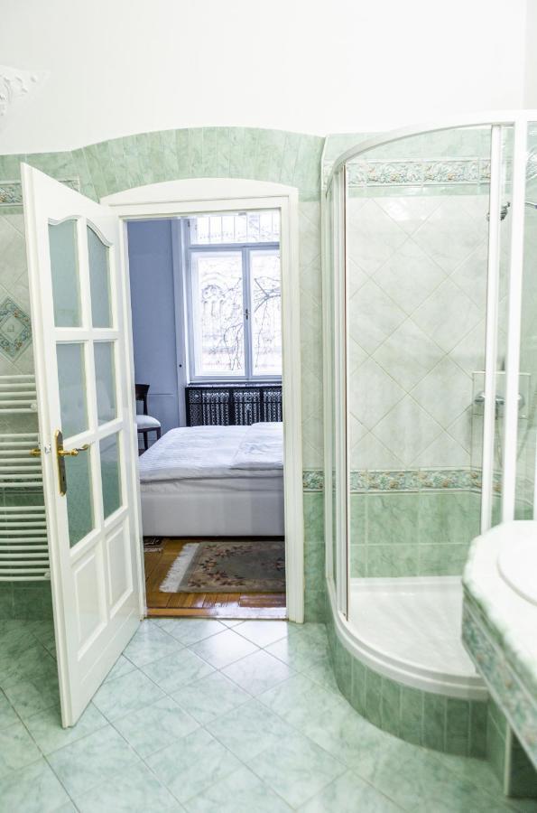 Luxury Downtown 3 Bedroom Apartment By Synagoge With Beautiful View Budapeşte Dış mekan fotoğraf